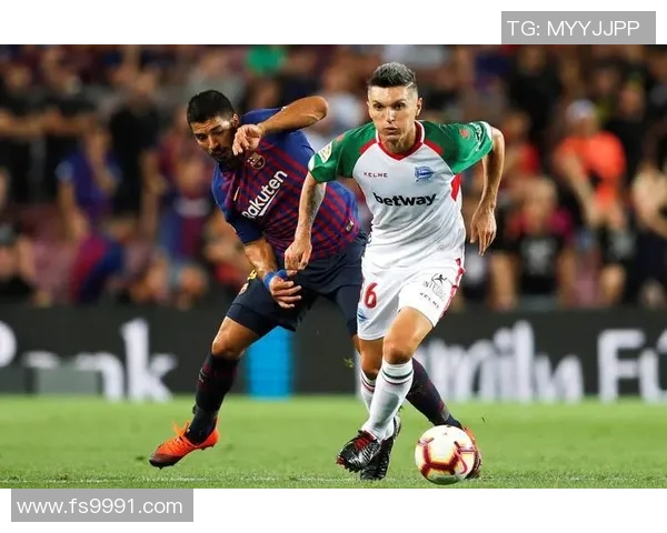 奥林匹克与巴萨历史交锋回顾与分析揭示两队对决的精彩瞬间与战术演变